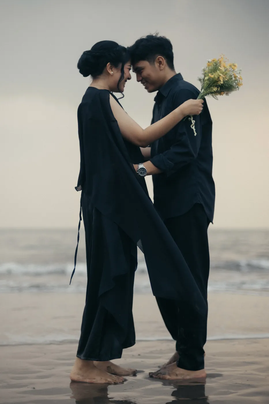 Bastian and Vero close together at sunset